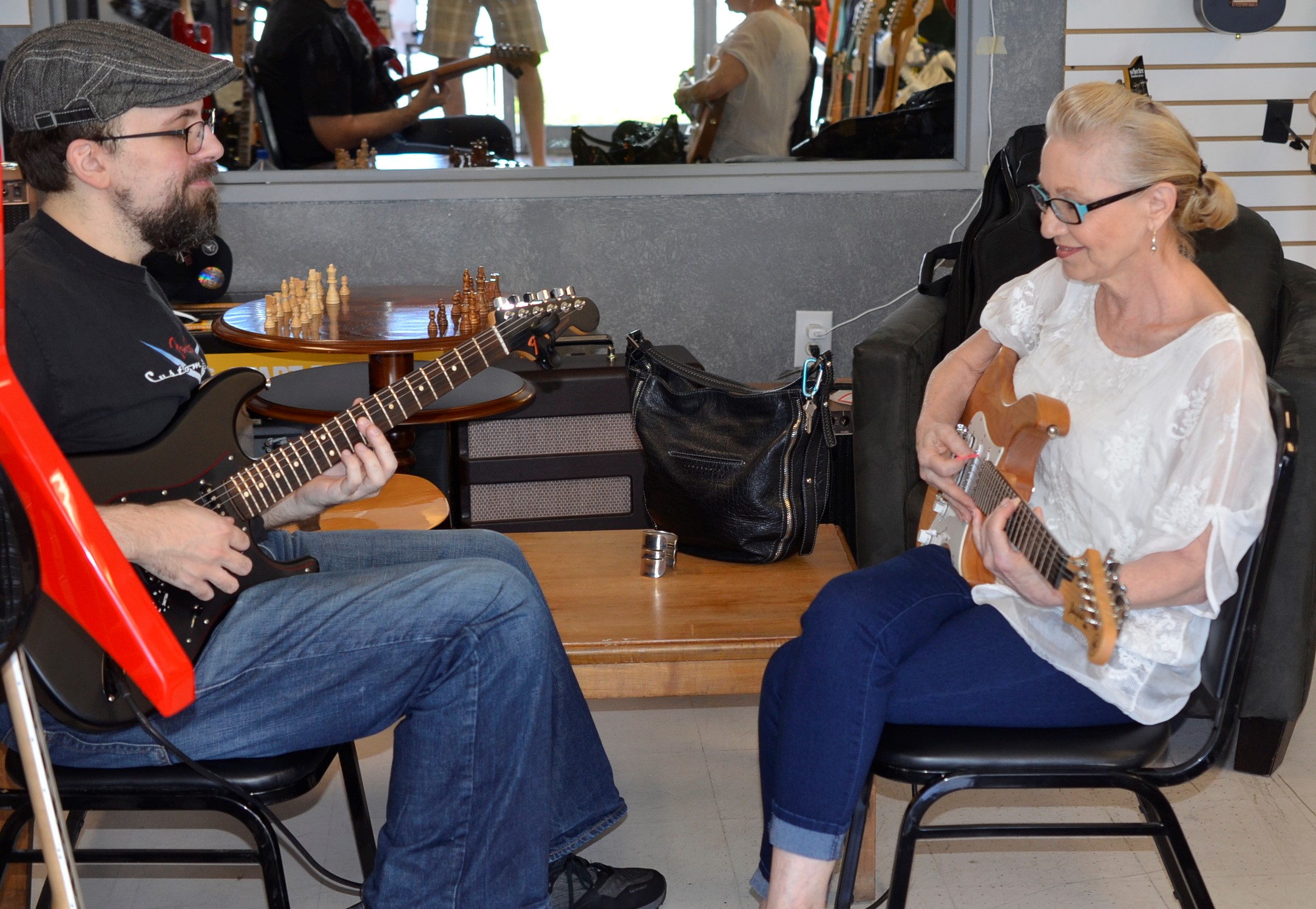 Guitar Nook guitar jam